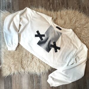 Micas Body Print Round Neck Long Sleeve Crop Top (Size Large)